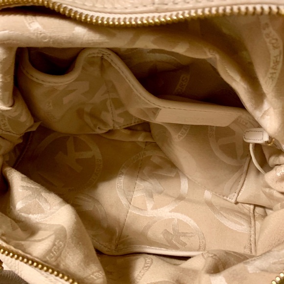 Michael Kors, cream leather satchel & dustbag - Picture 6 of 7